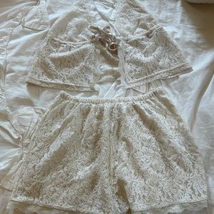 Peppermayo, size 2, cream lace set